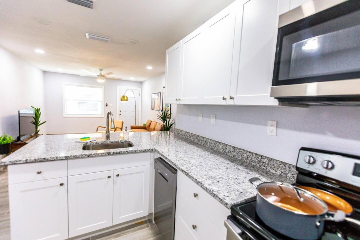 Trendy Home By Jet Skis, Parks & Art Hotspots Sarasota Ngoại thất bức ảnh